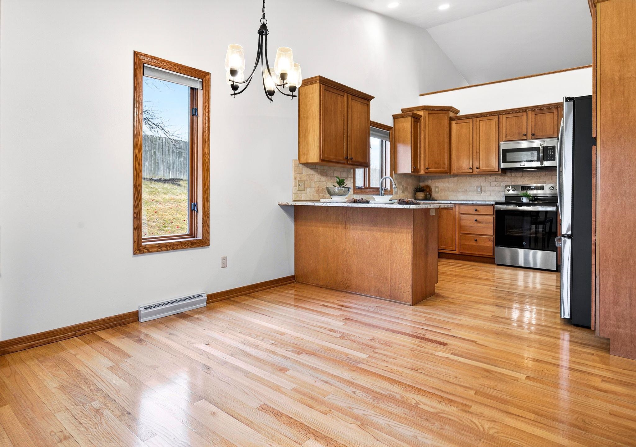 1831 East Sylvan Avenue Appleton, WI 54915 - Photo 6 of 41