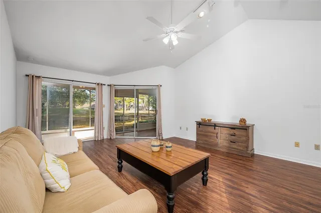 $215,000 | 1058 Northwest 125th Drive, Newberry, FL 32669