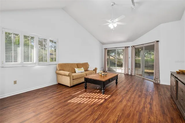 $215,000 | 1058 Northwest 125th Drive, Newberry, FL 32669