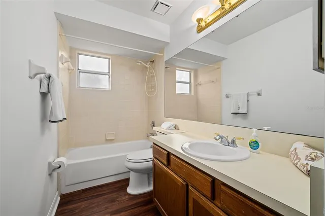 $215,000 | 1058 Northwest 125th Drive, Newberry, FL 32669