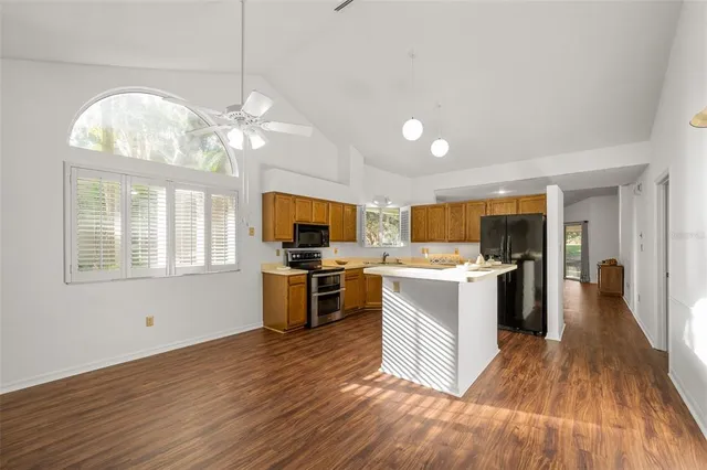 $215,000 | 1058 Northwest 125th Drive, Newberry, FL 32669