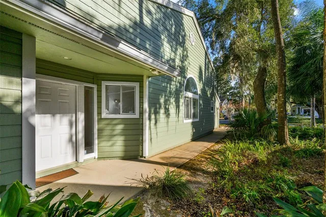 $215,000 | 1058 Northwest 125th Drive, Newberry, FL 32669