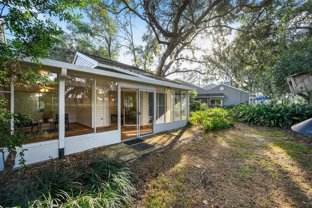 $215,000 | 1058 Northwest 125th Drive, Newberry, FL 32669