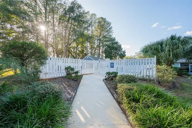 $215,000 | 1058 Northwest 125th Drive, Newberry, FL 32669