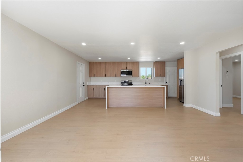 38905 Juniper Tree Road Palmdale, CA 93551 - Photo 5 of 25