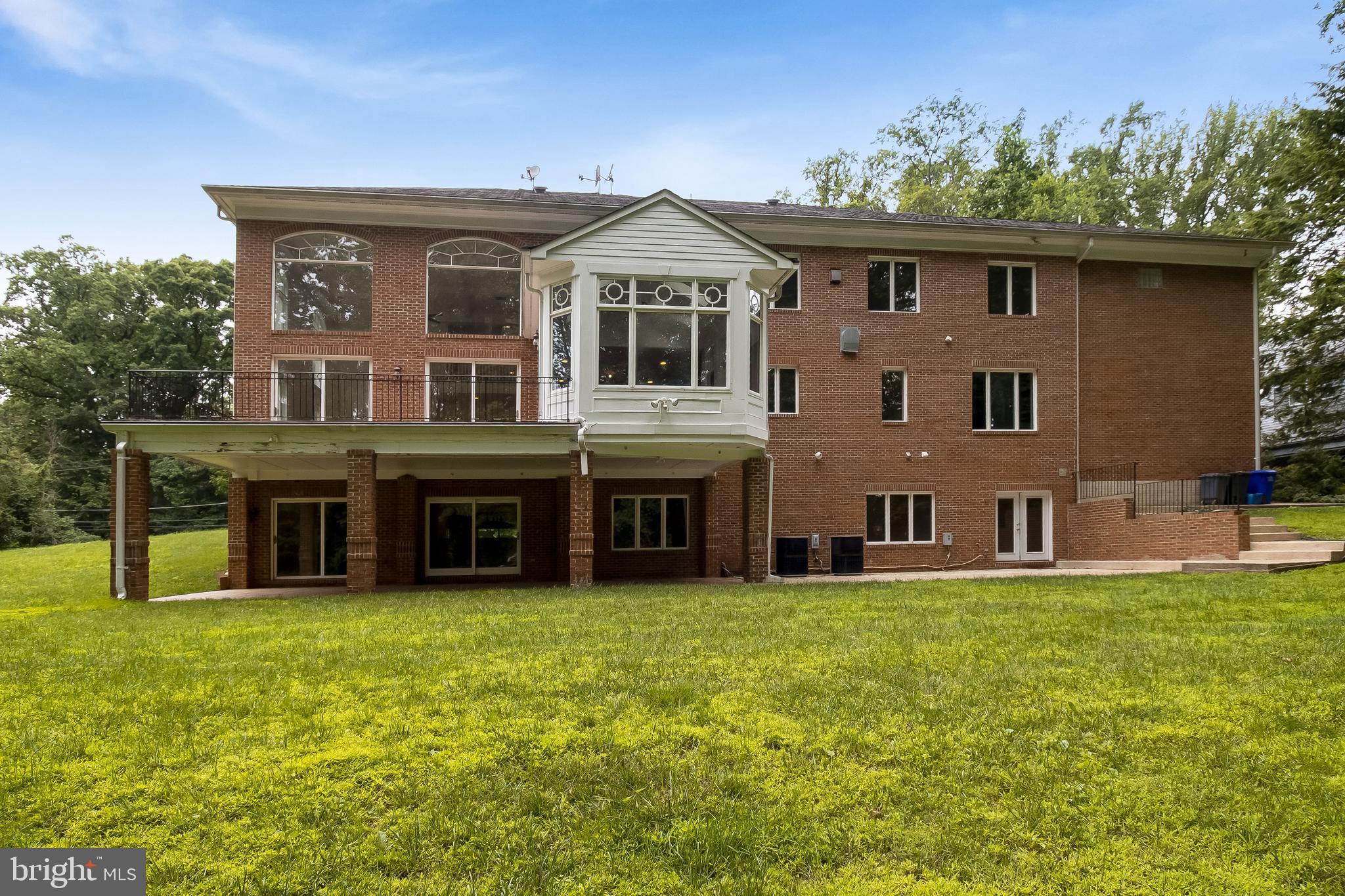 9101 Burdette Road Bethesda, MD 20817 - Photo 67 of 113 rear of home