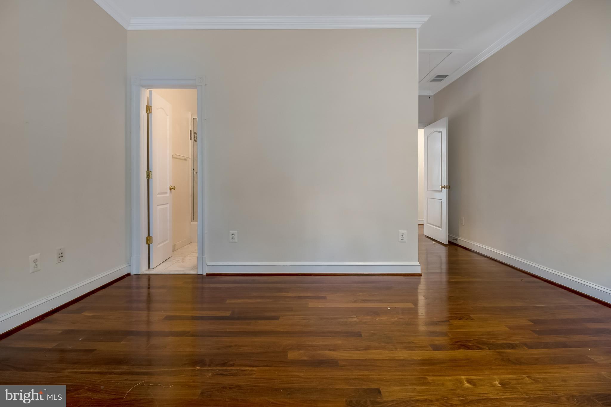 9101 Burdette Road Bethesda, MD 20817 - Photo 81 of 113 Gallery Image 81