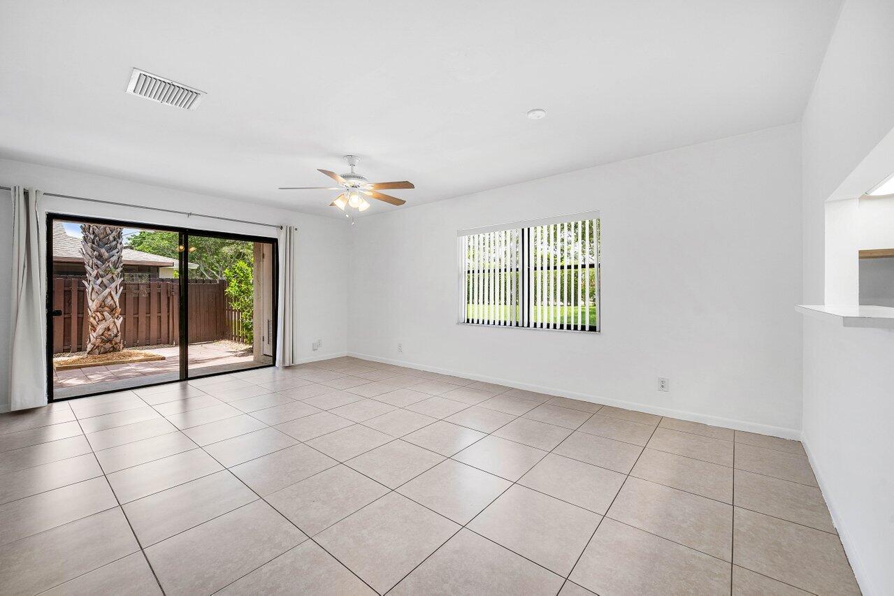 16422 Straw Way Delray Beach, FL 33484 - Photo 10 of 33 16422 Straw Way