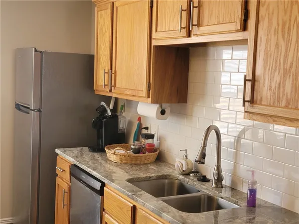 $2,100 | 15438 Seamount Cay Court, Unit 103, Corpus Christi, TX 78418