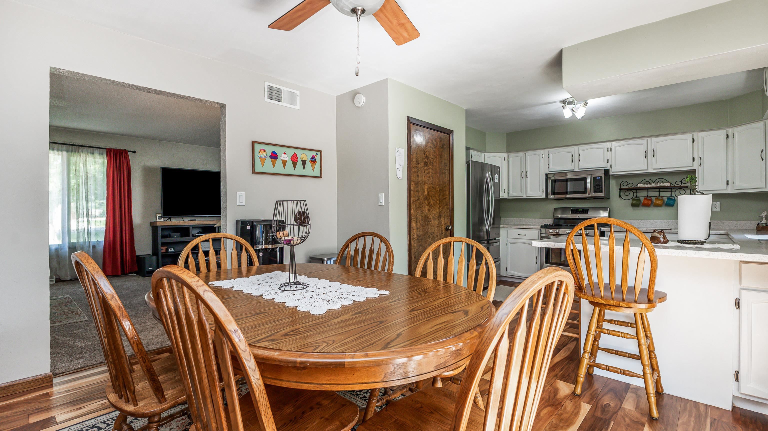 7121 Pine Road East Dubuque, IL 61025 - Photo 14 of 52 Gallery Image 14