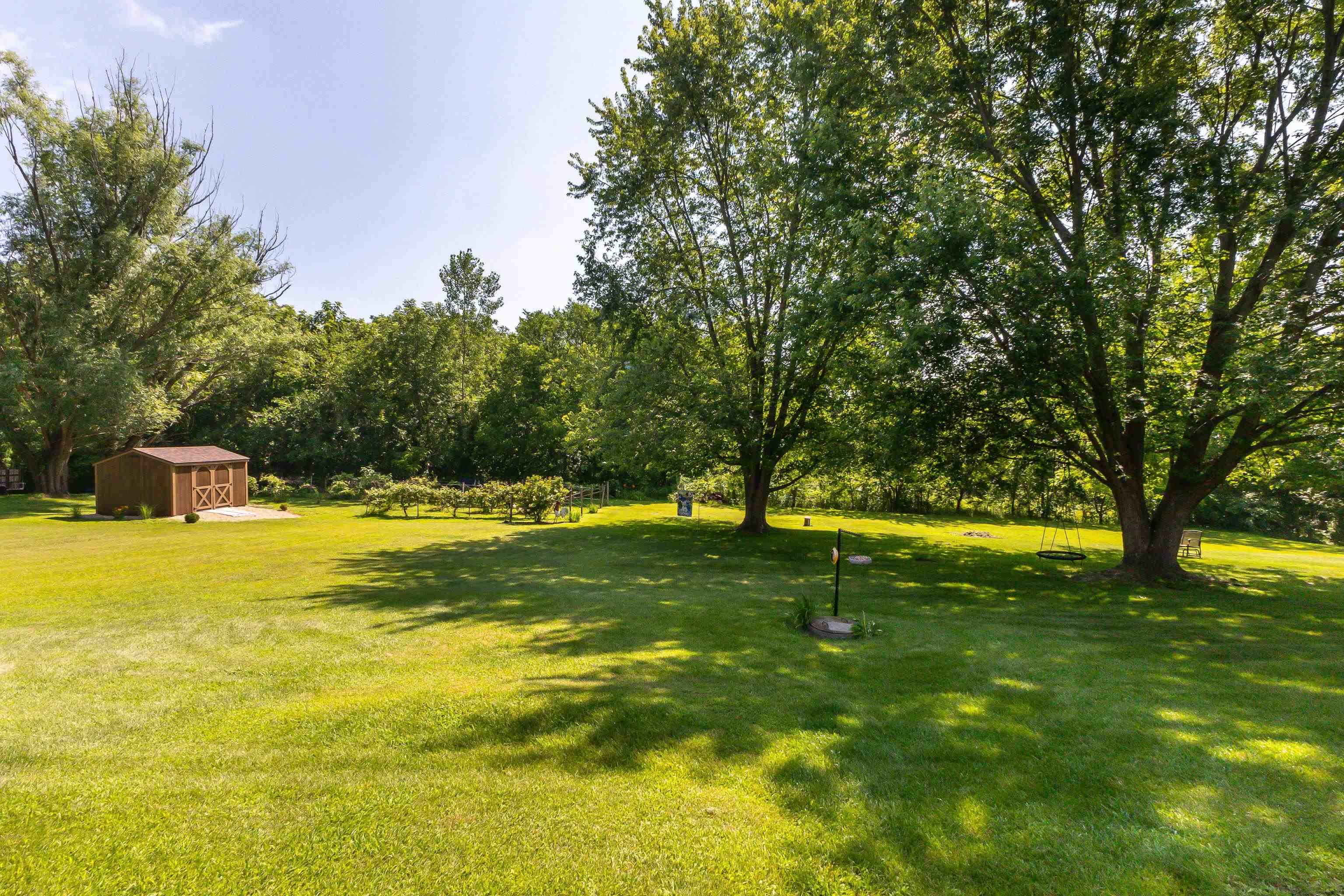 7121 Pine Road East Dubuque, IL 61025 - Photo 37 of 52 Gallery Image 37