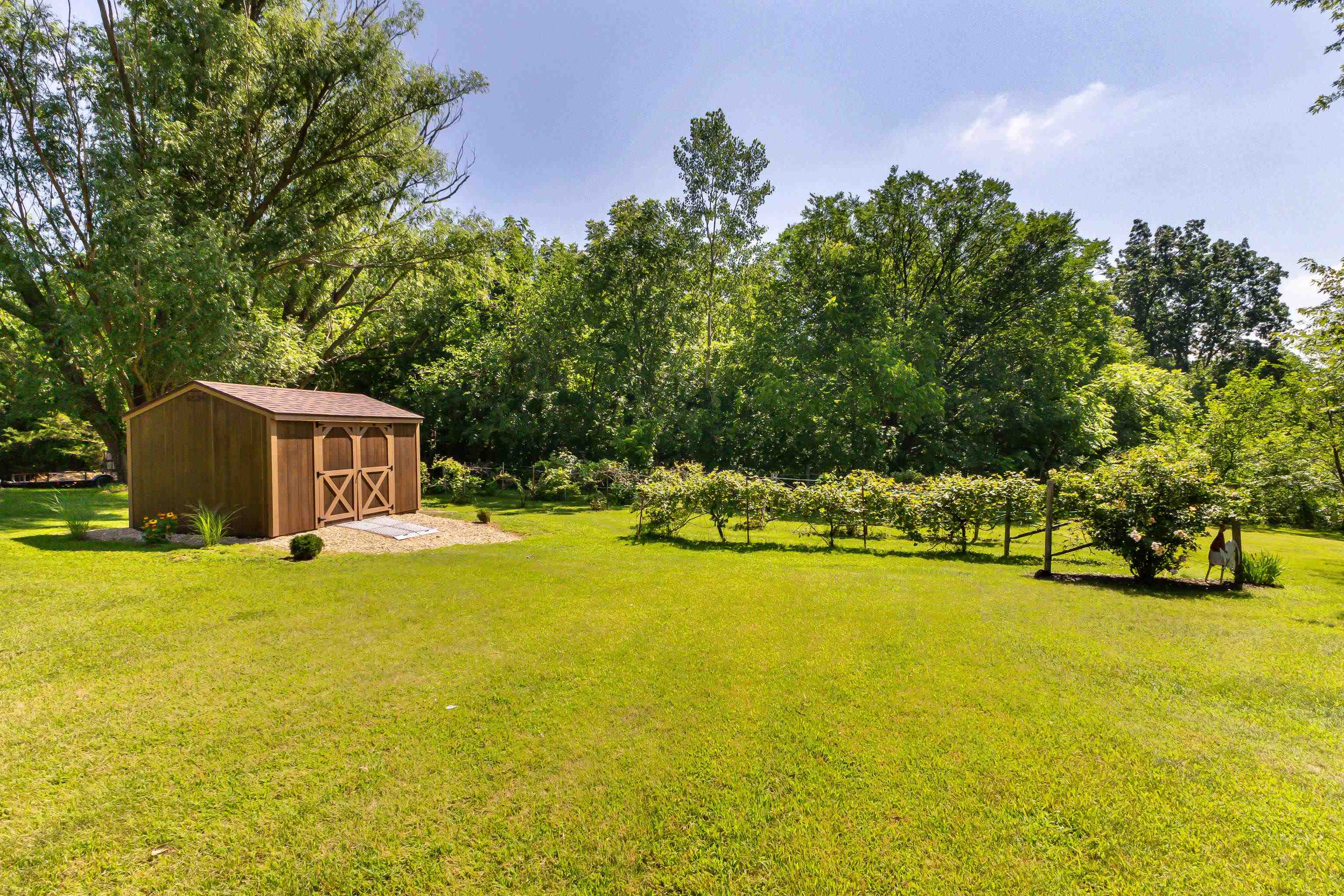 7121 Pine Road East Dubuque, IL 61025 - Photo 38 of 52 Gallery Image 38