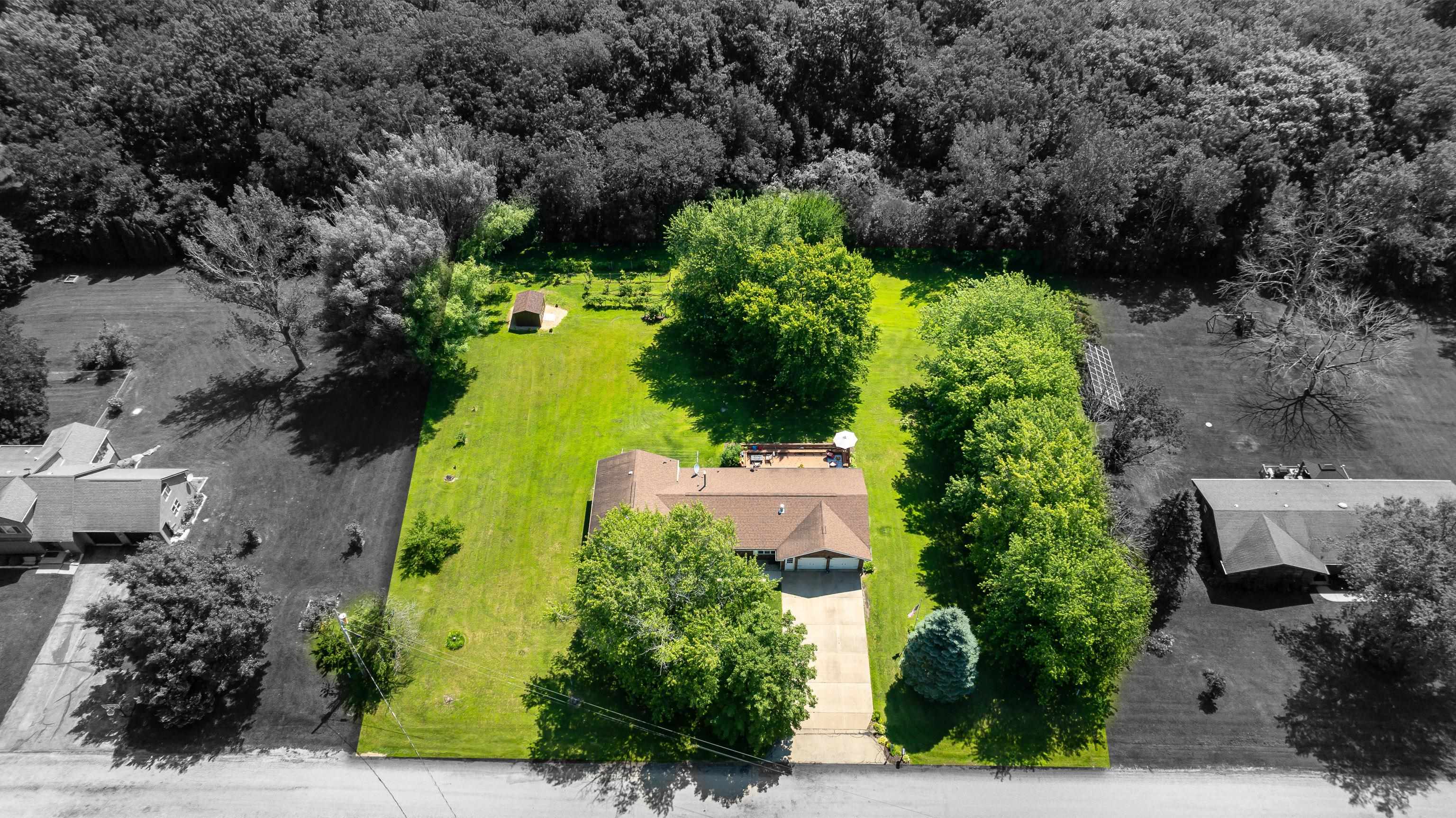 7121 Pine Road East Dubuque, IL 61025 - Photo 44 of 52 Gallery Image 44