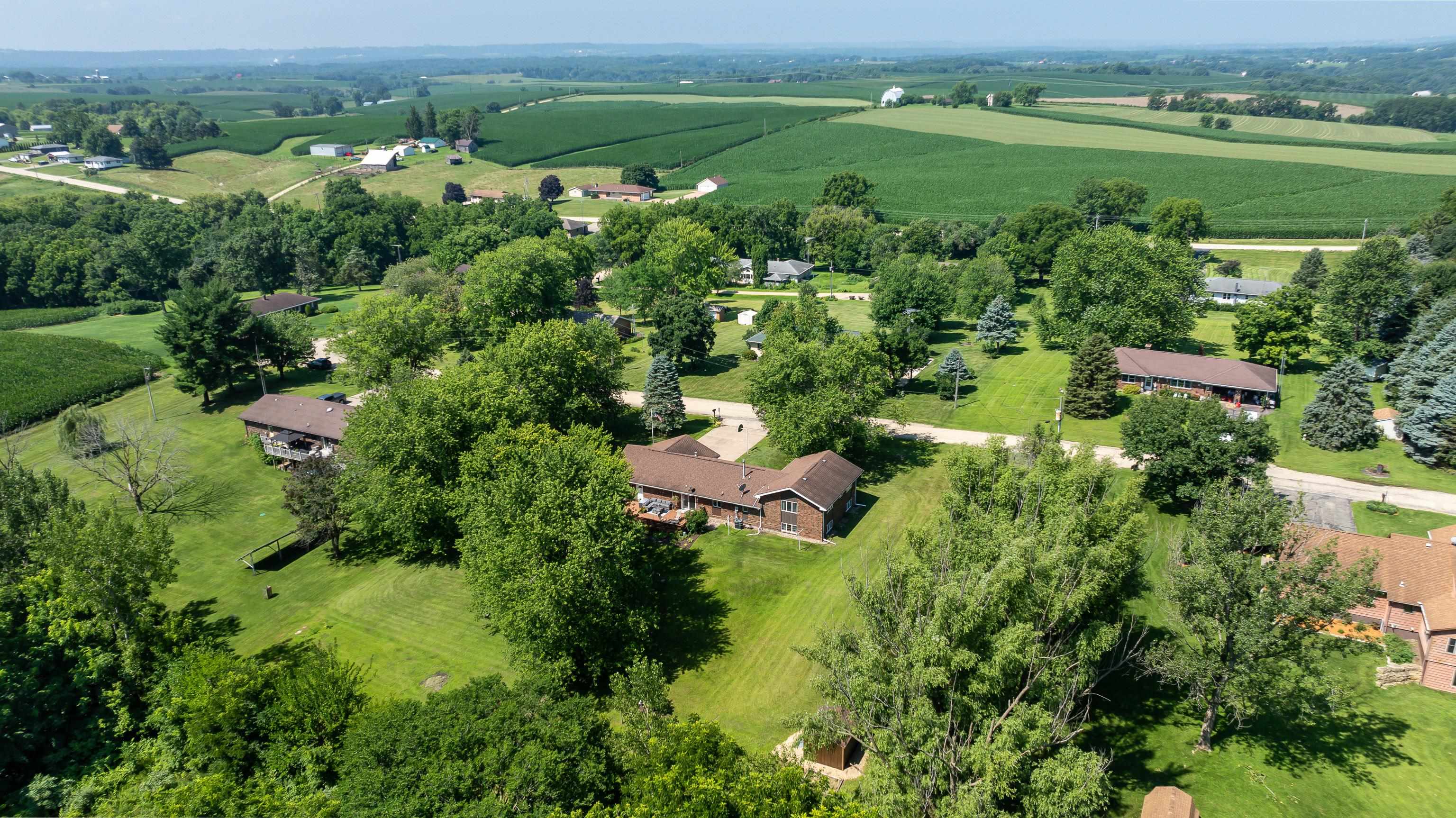 7121 Pine Road East Dubuque, IL 61025 - Photo 49 of 52 Gallery Image 49