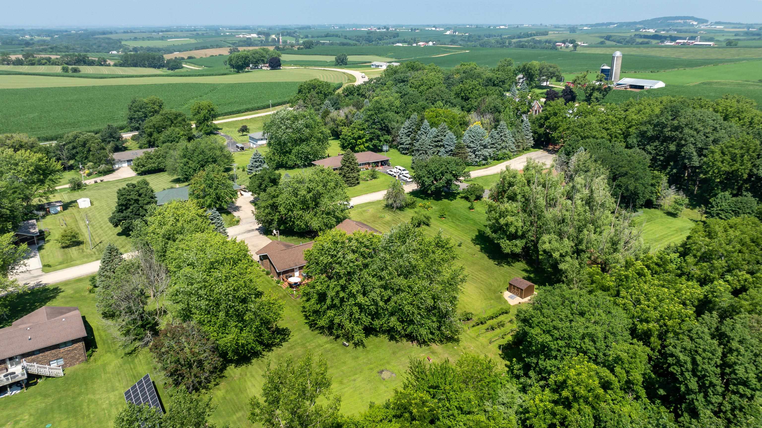 7121 Pine Road East Dubuque, IL 61025 - Photo 50 of 52 Gallery Image 50
