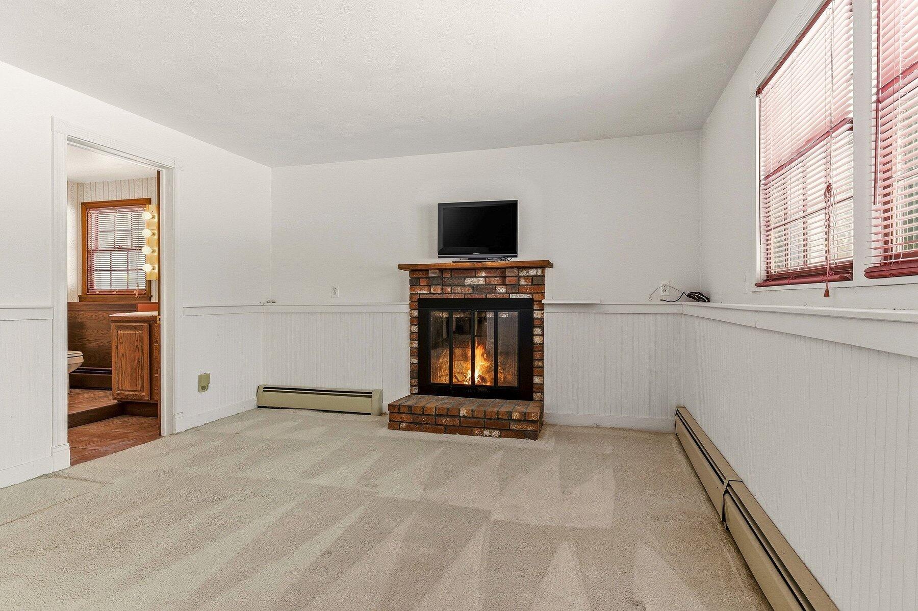 31 Clay Hill Road York, ME 03902 - Photo 26 of 34 Lower level bedroom or den