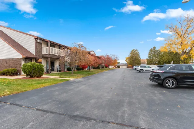 $289,900 | 1043 Marvelle Lane, Unit A11, Green Bay, WI 54304