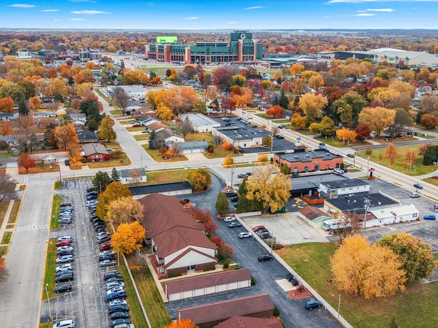 $289,900 | 1043 Marvelle Lane, Unit A11, Green Bay, WI 54304