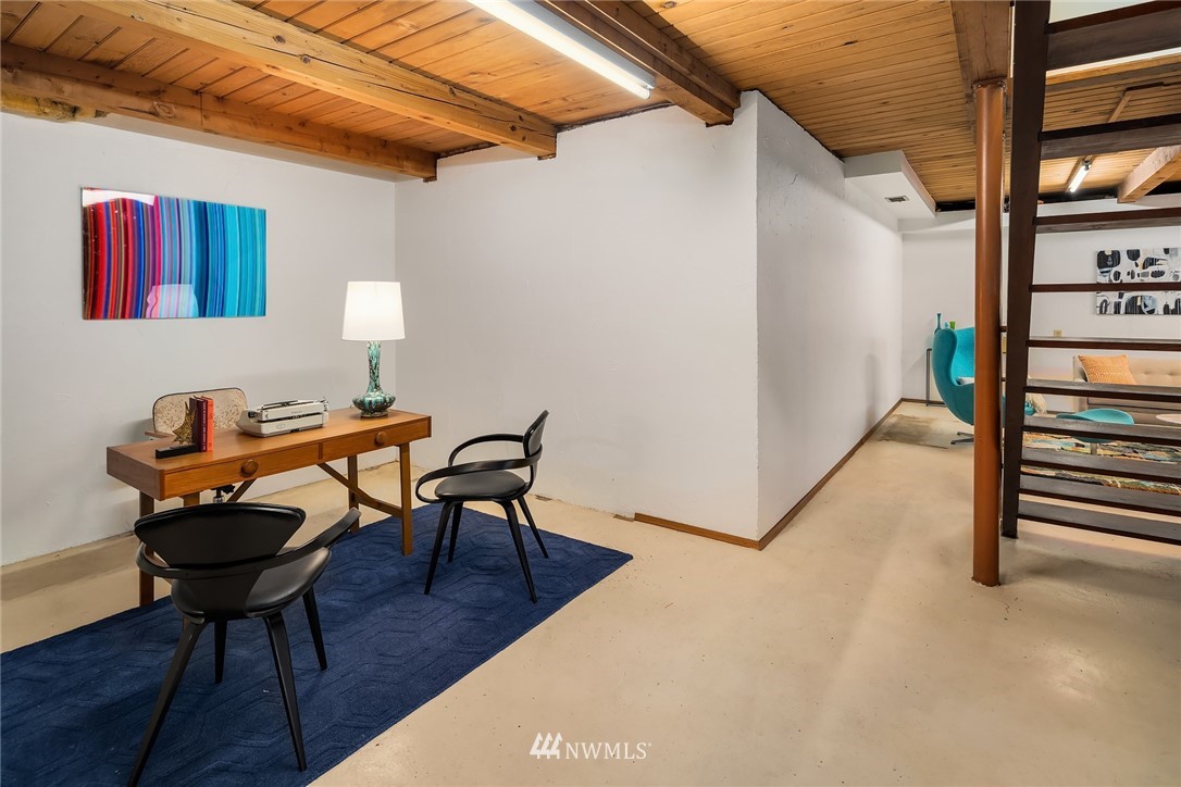 18018 East Spring Lake Drive Southeast Renton, WA 98058 - Photo 24 of 33 Gallery Image 24