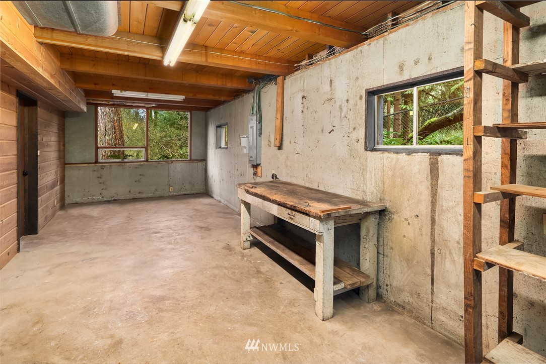 18018 East Spring Lake Drive Southeast Renton, WA 98058 - Photo 31 of 33 Gallery Image 31