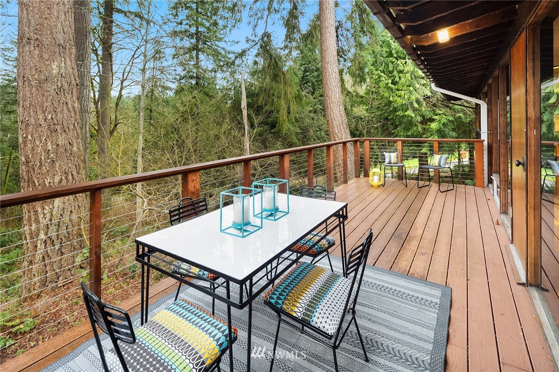 18018 East Spring Lake Drive Southeast Renton, WA 98058 - Photo 9 of 33 Gallery Image 9
