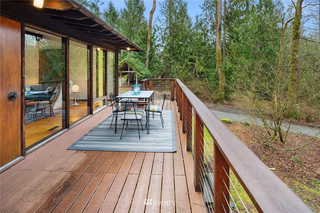 18018 East Spring Lake Drive Southeast Renton, WA 98058 - Photo 10 of 33 Gallery Image 10