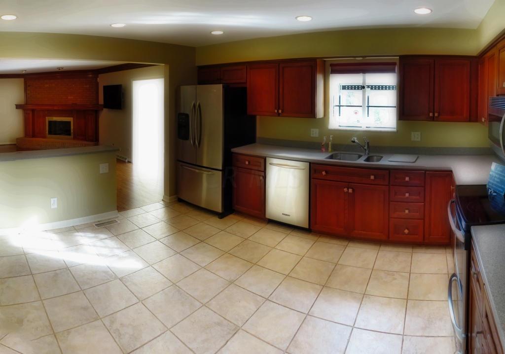 2781 Folkstone Road Upper Arlington, OH 43220 - Photo 8 of 27