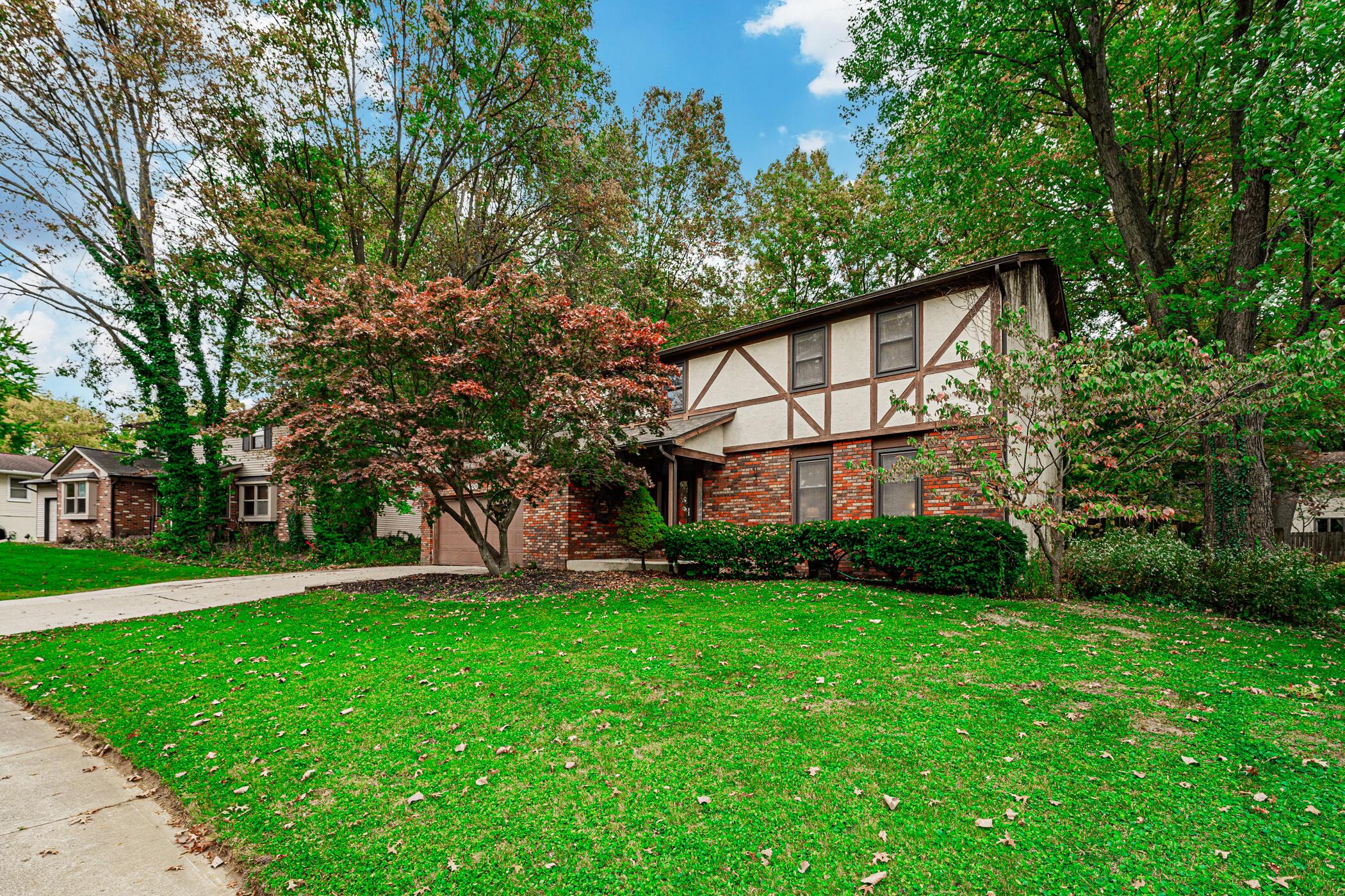 620 Cherrington Road Westerville, OH 43081 - Photo 4 of 52 620 Cherrington Rd Westerville 001