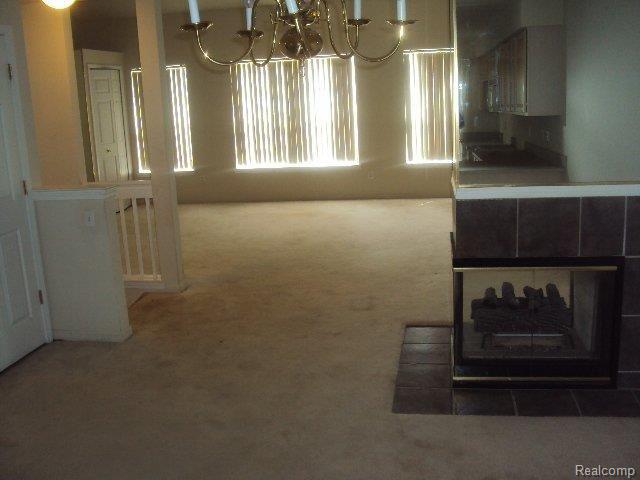 4235 Schaefer Road, Unit 54 Dearborn, MI 48126 - Photo 2 of 5 LIV-DINRM