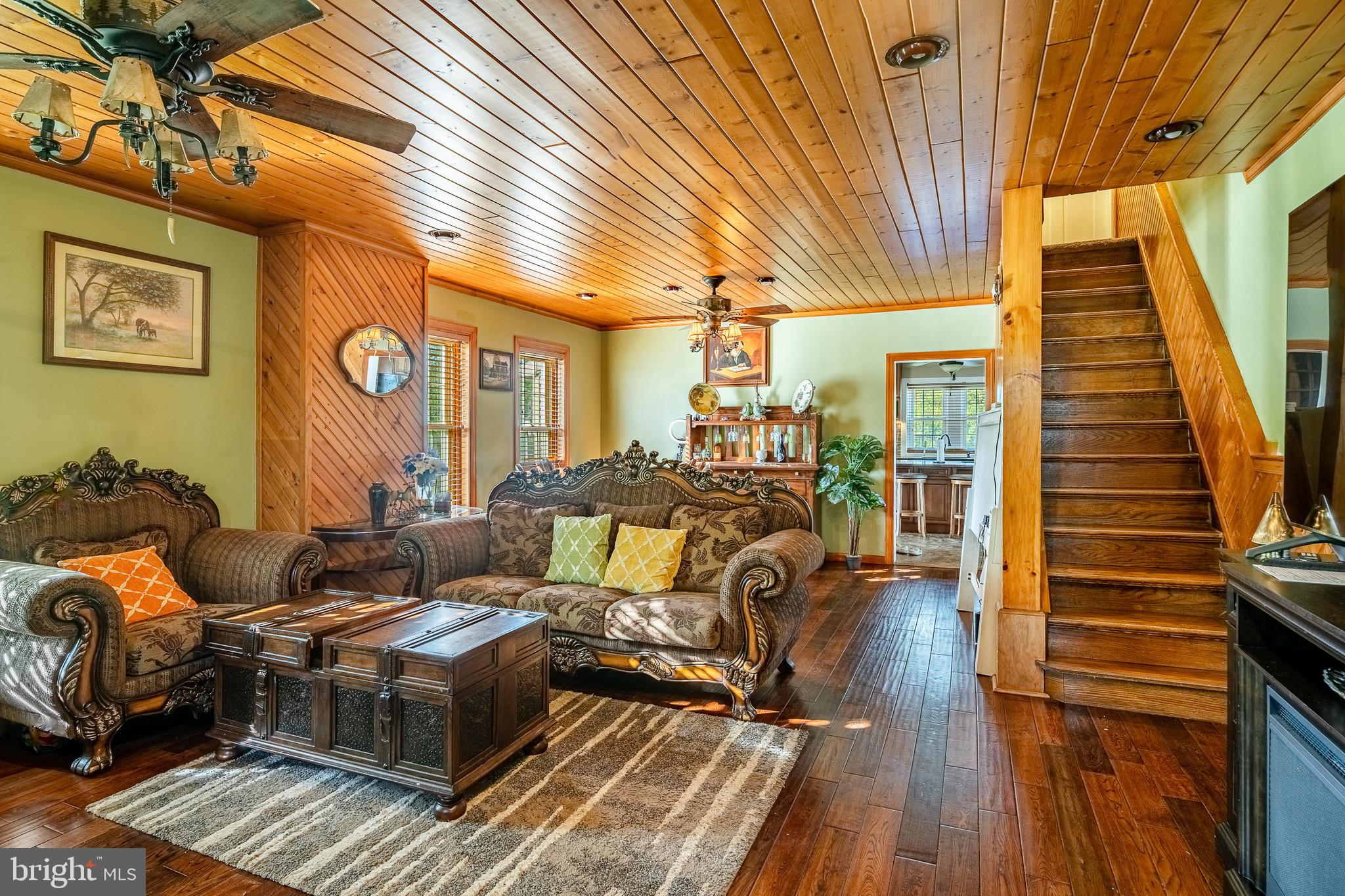 126 Pine Ford Road Pottstown, PA 19464 - Photo 2 of 26