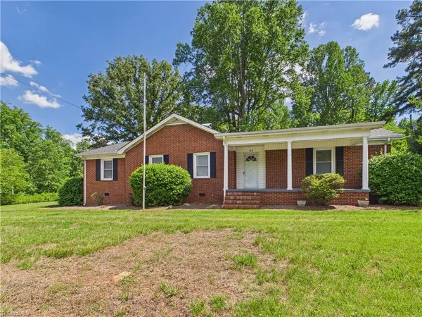 $319,900 | 518 East Main Street, Franklinville, NC 27248