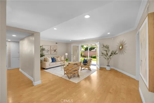 $1,000,000 | 518 Sheree Lane, Placentia, CA 92870