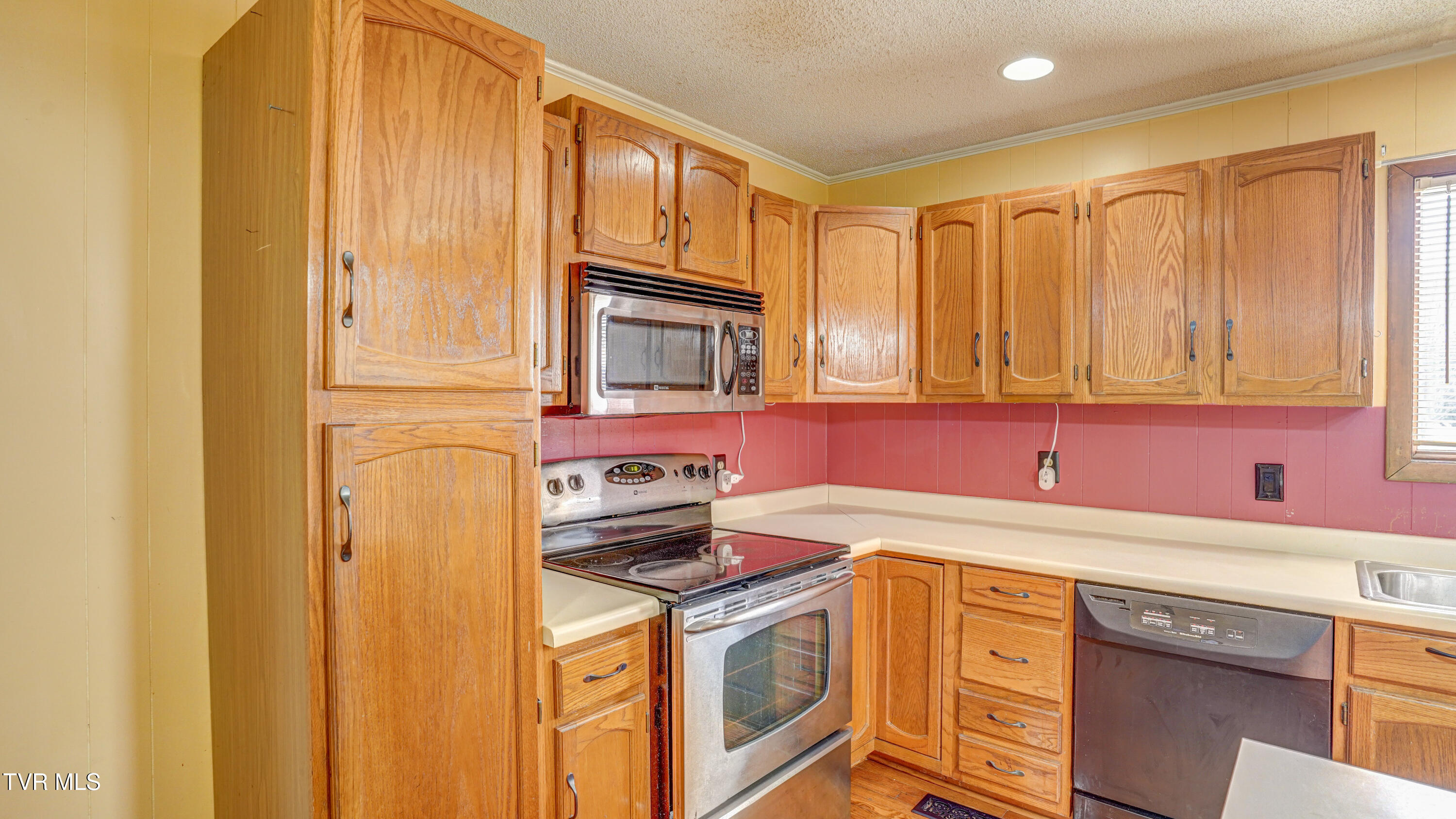 310 Winegate Road Blountville, TN 37617 - Photo 19 of 50 DSC02957_58_59_60_61