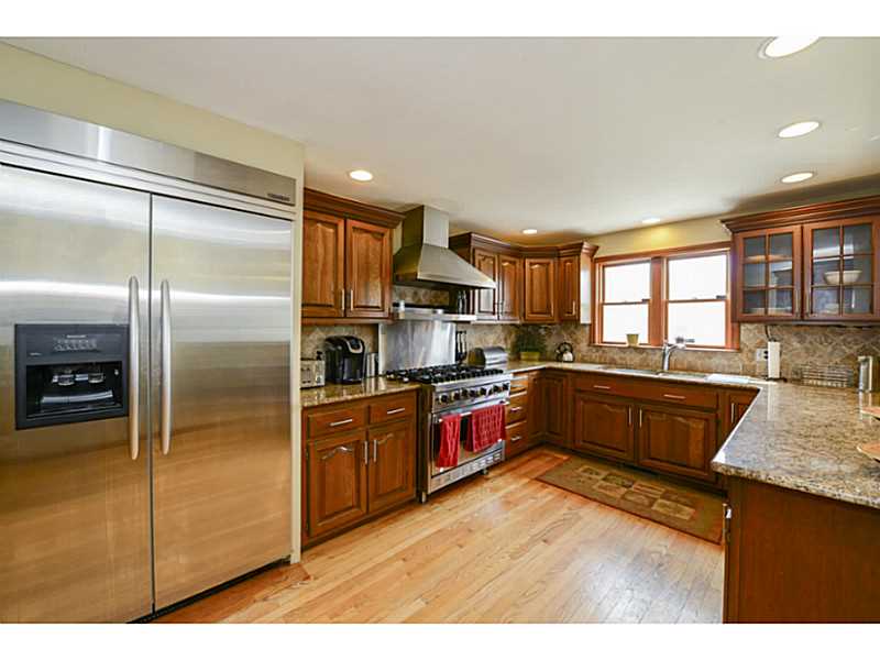 392 Hope Furnace Road Coventry, RI 02816 - Photo 2 of 25 Kitchen.