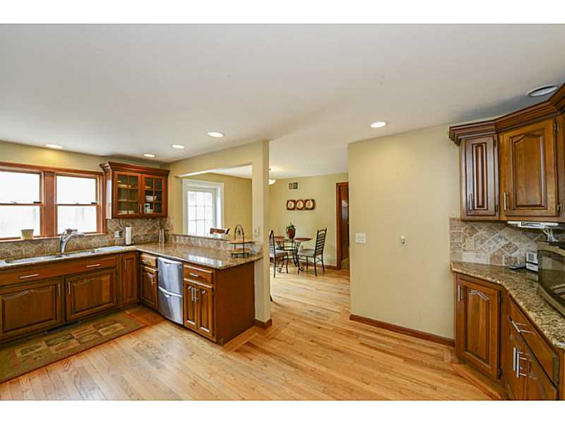392 Hope Furnace Road Coventry, RI 02816 - Photo 5 of 25 Kitchen.