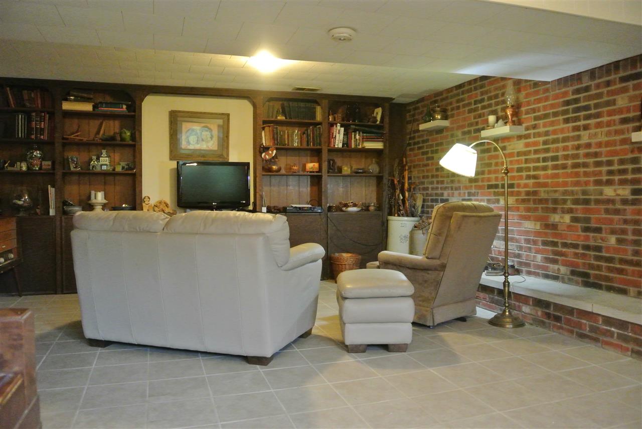 3100 East Ramp Creek Road Bloomington, IN 47401 - Photo 5 of 23