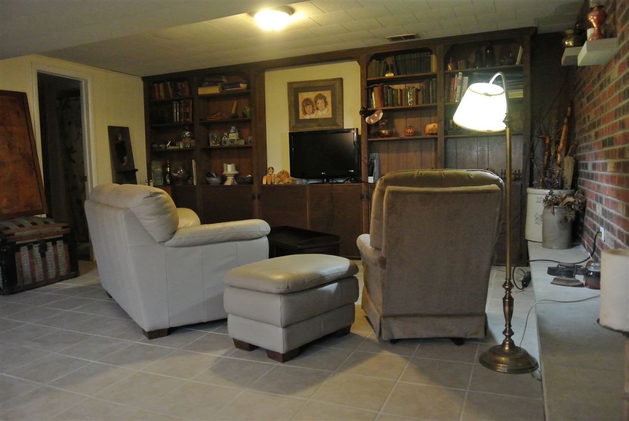 3100 East Ramp Creek Road Bloomington, IN 47401 - Photo 6 of 23