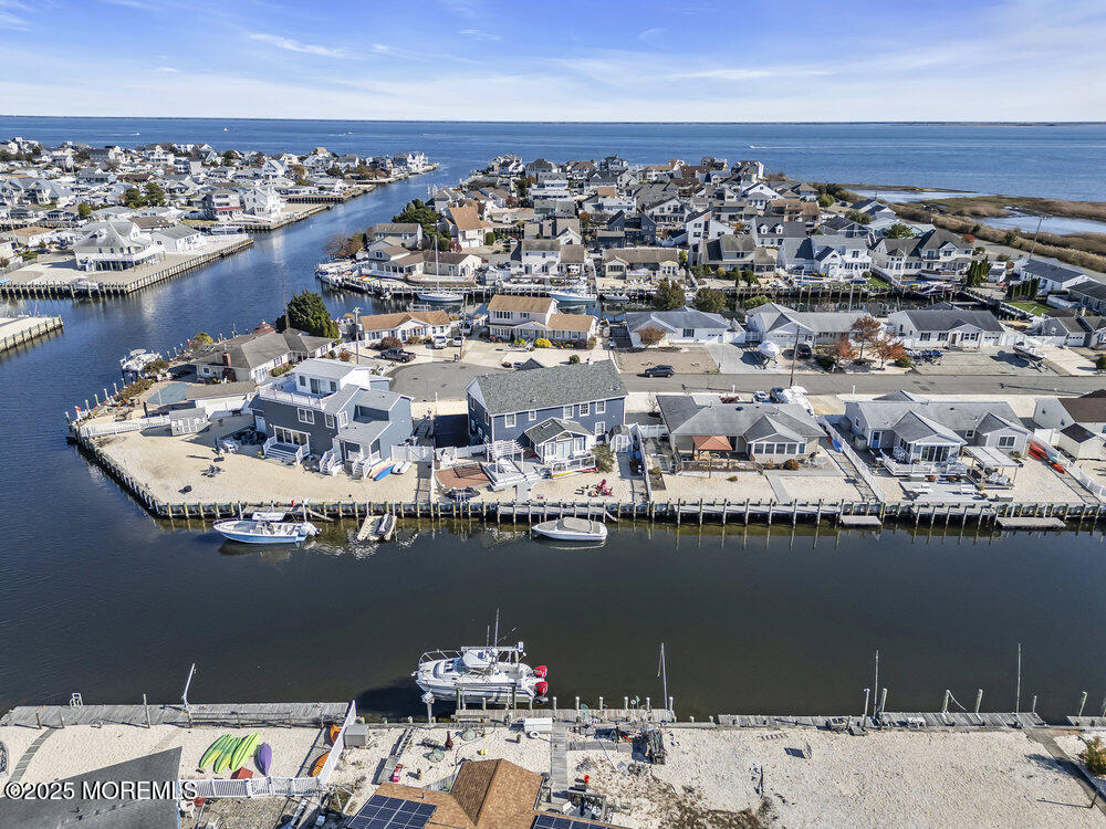 1204 Penguin Court Forked River, NJ 08731 - Photo 5 of 84 1204 Penguin drone 99