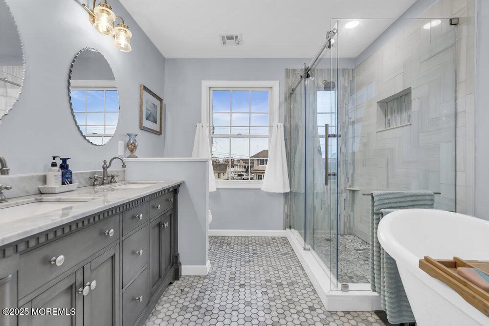 1204 Penguin Court Forked River, NJ 08731 - Photo 7 of 84 dsc05115_607