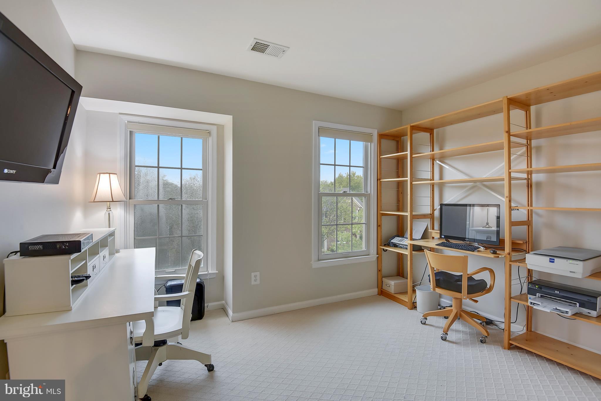 8524 Bells Ridge Terrace Potomac, MD 20854 - Photo 18 of 30 Bedroom
