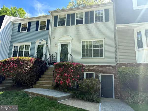 $374,000 | 5919 1st Landing Way, Burke, VA 22015