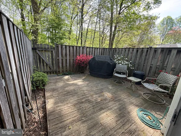 $374,000 | 5919 1st Landing Way, Burke, VA 22015
