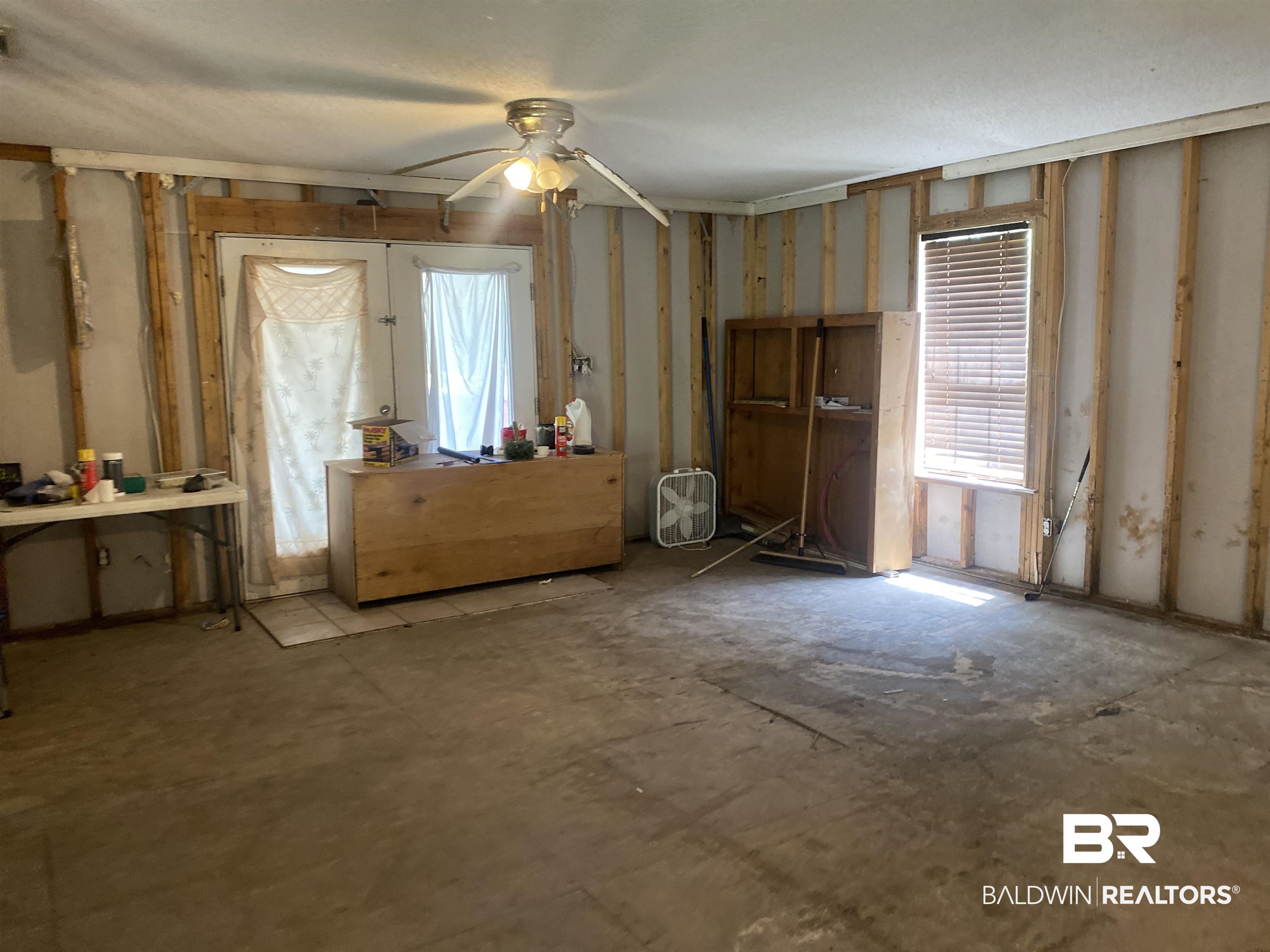 12370 Fernwood Circle Foley, AL 36535 - Photo 9 of 24 Dining/Living