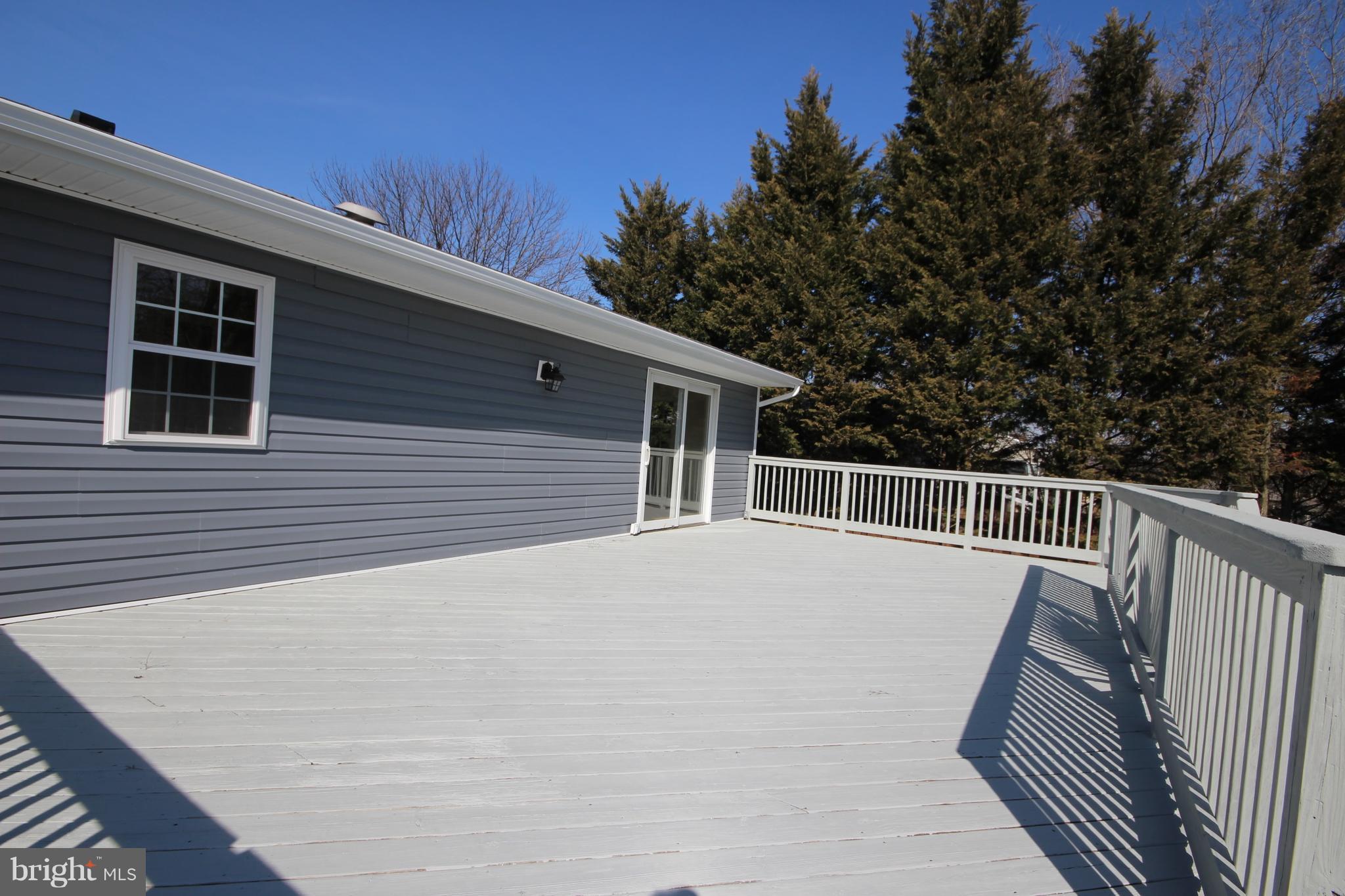 215 Kenwood Road Pasadena, MD 21122 - Photo 14 of 22 Huge Deck
