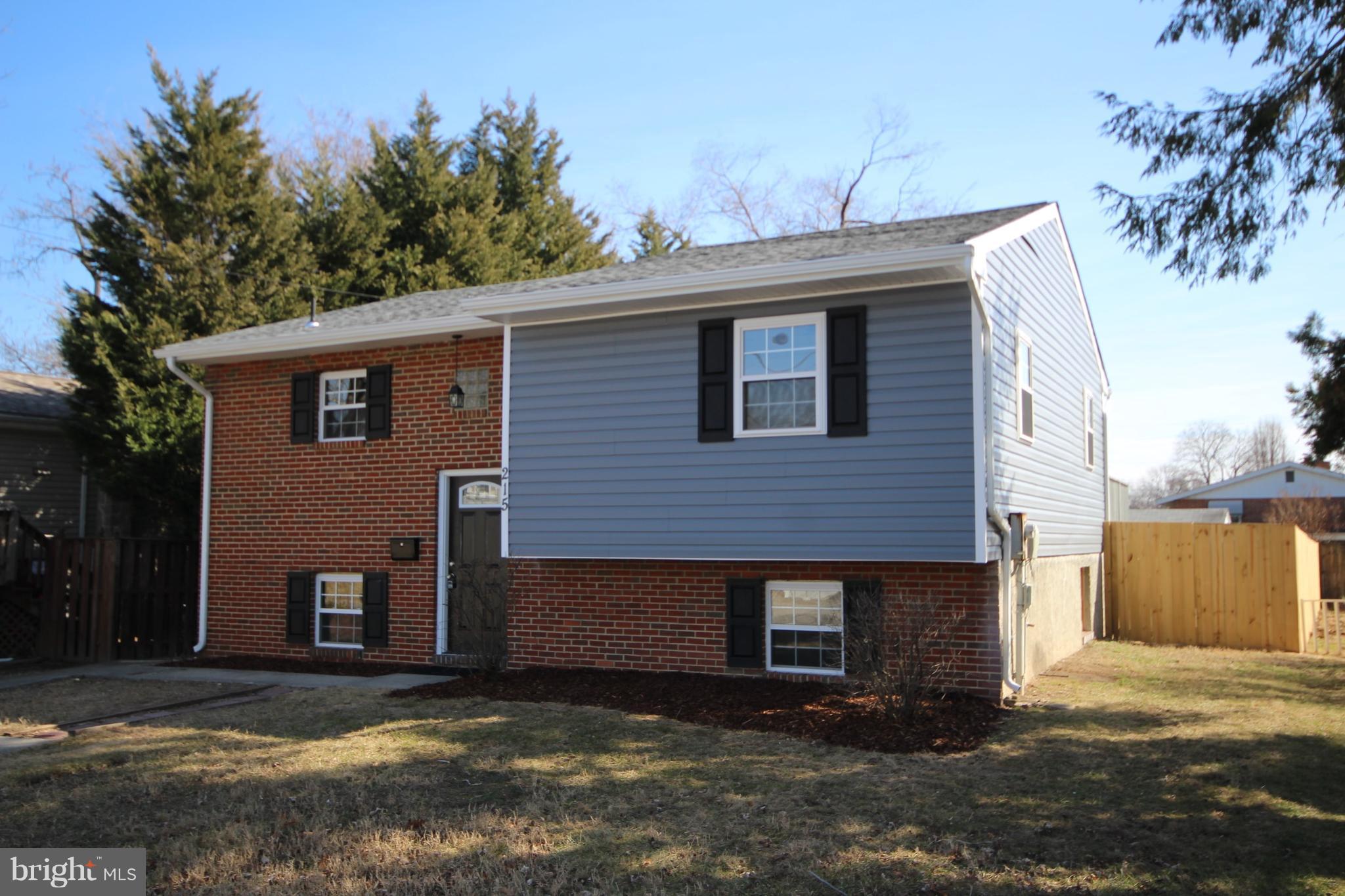 215 Kenwood Road Pasadena, MD 21122 - Photo 18 of 22 Exterior (Front)