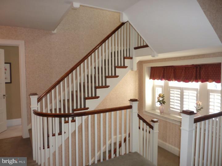 429 Vernon Road Jenkintown, PA 19046 - Photo 17 of 25 Gallery Image 17