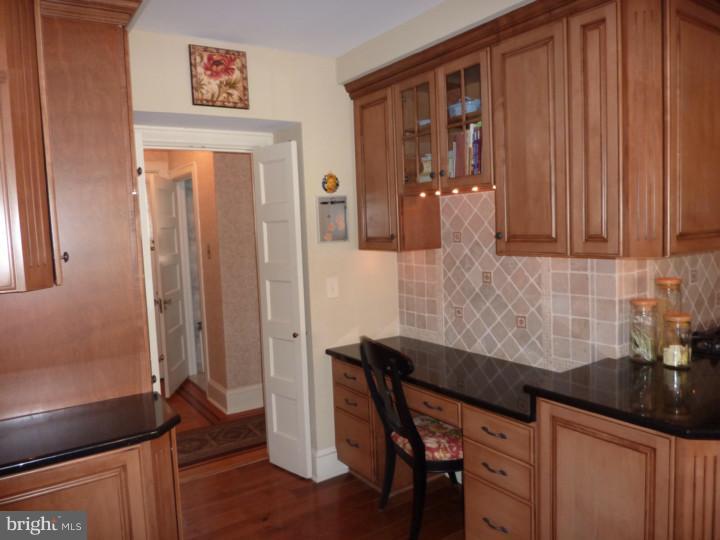429 Vernon Road Jenkintown, PA 19046 - Photo 7 of 25 Kitchen