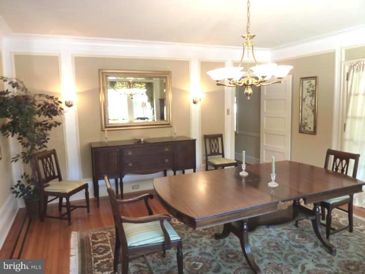 429 Vernon Road Jenkintown, PA 19046 - Photo 9 of 25 Dining Room