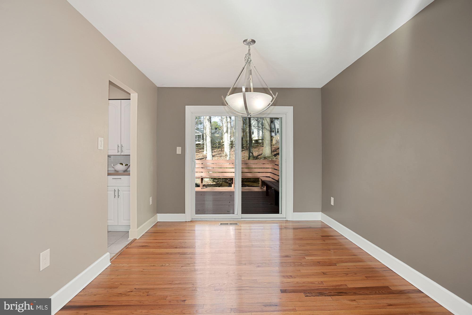 10712 Oldfield Drive Reston, VA 20191 - Photo 12 of 38 Dining Room