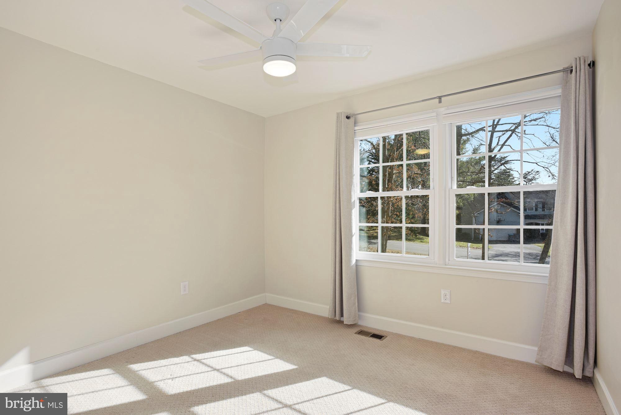 10712 Oldfield Drive Reston, VA 20191 - Photo 27 of 38 Bedroom 3